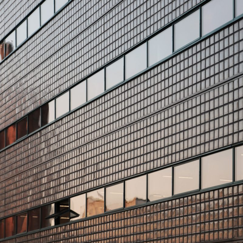 Abendansicht Glasbausteinfassade